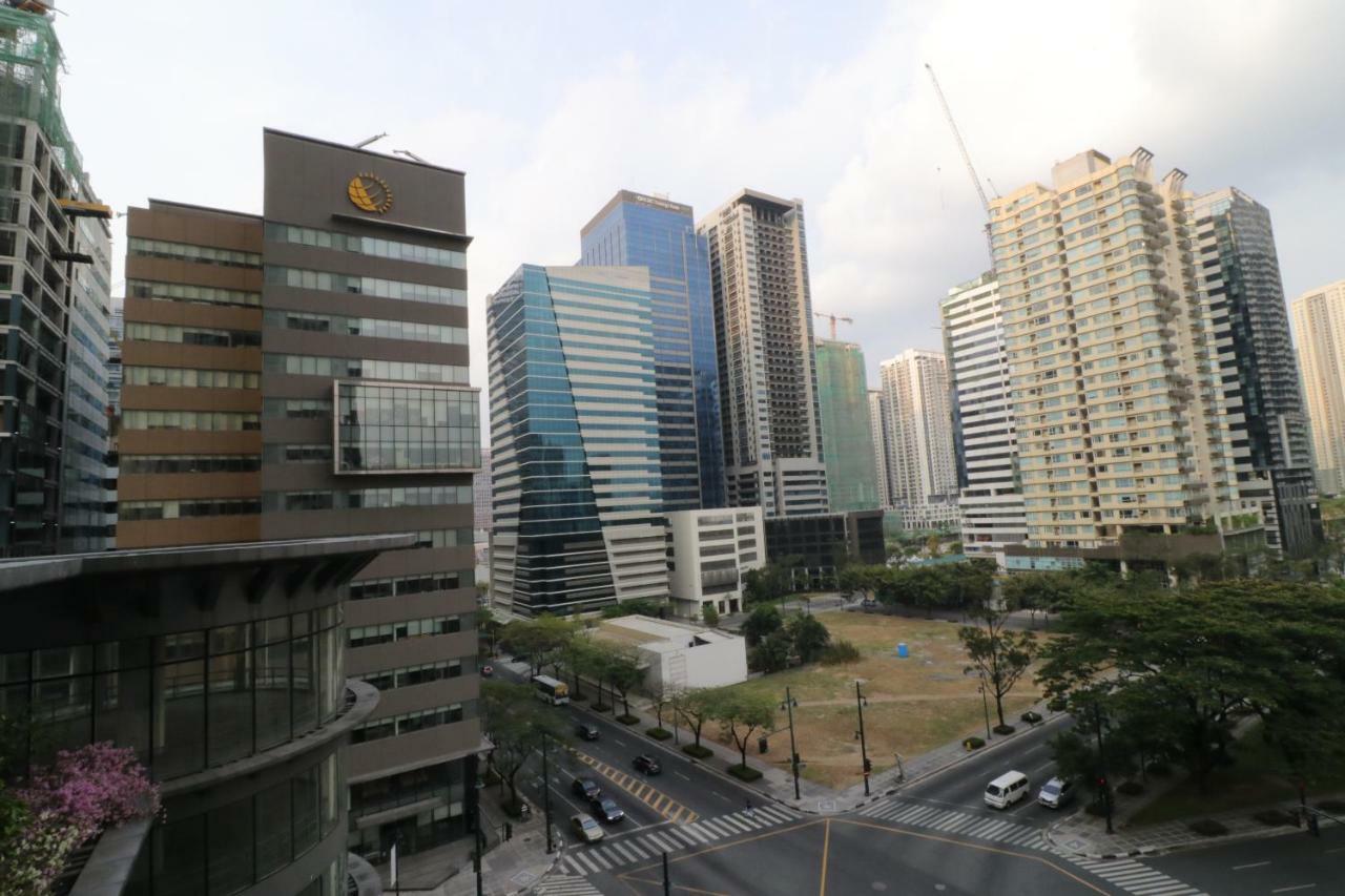 Oasis Regency @ Fort Victoria Bgc Taguig Eksteriør bilde